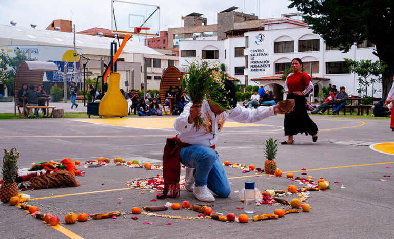 Semana de la Interculturalidad promovió el diálogo, la reflexión y el reconocimiento de la diversidad en la UPS Sede Quito